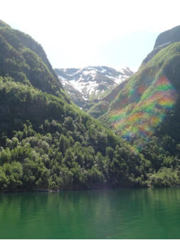 Hardangervidda oder die Welt der Gletscher,die sich in Hardanger niedergelassen haben.